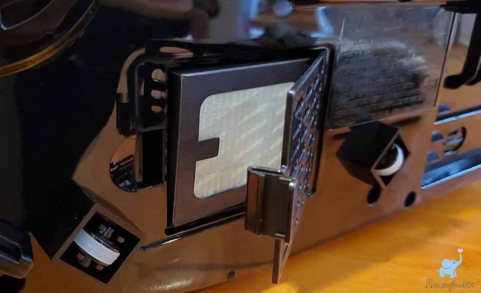hepa filter on bottom of the baby brezza bottle washer pro