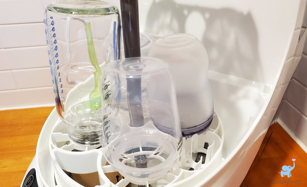 bottom rack of the baby brezza bottle washer pro