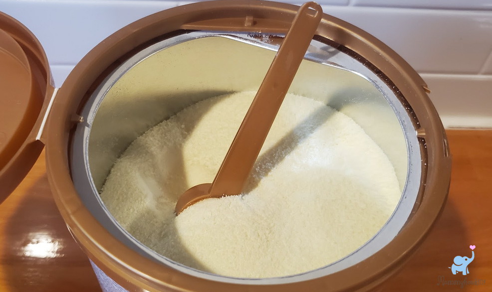 open tin of kendamil organic formula