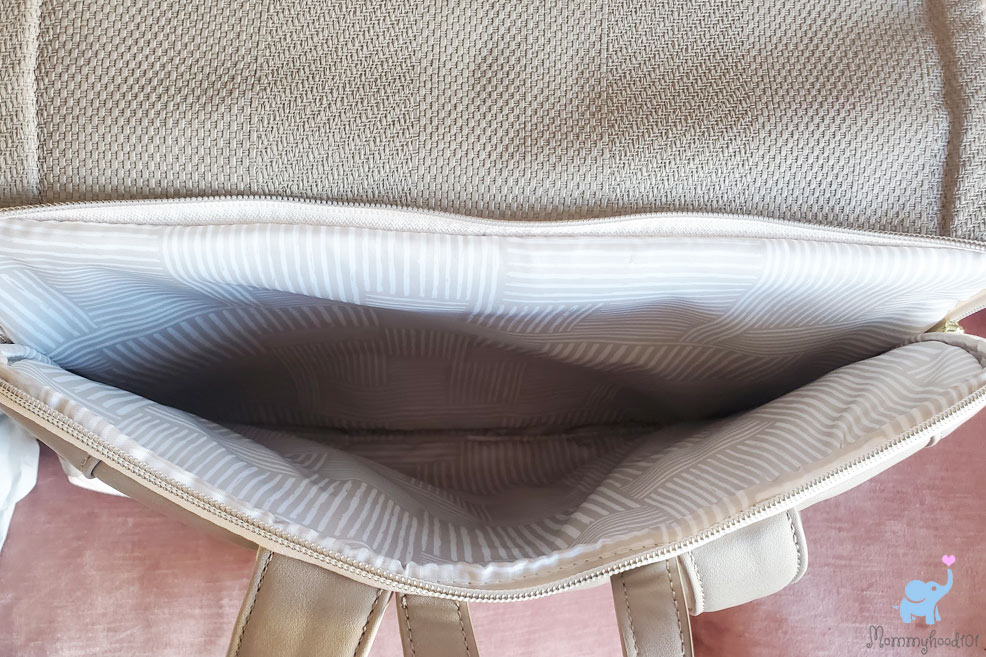 bottle pockets on the boxy deluxe diaper bag